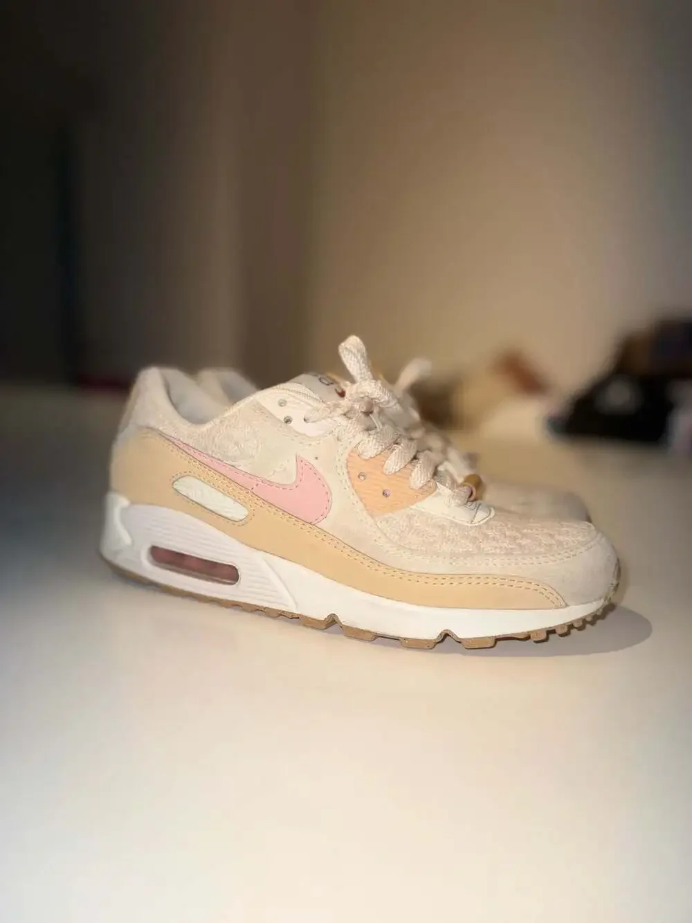 Nike Air Max 90 Sun Club Sneakers